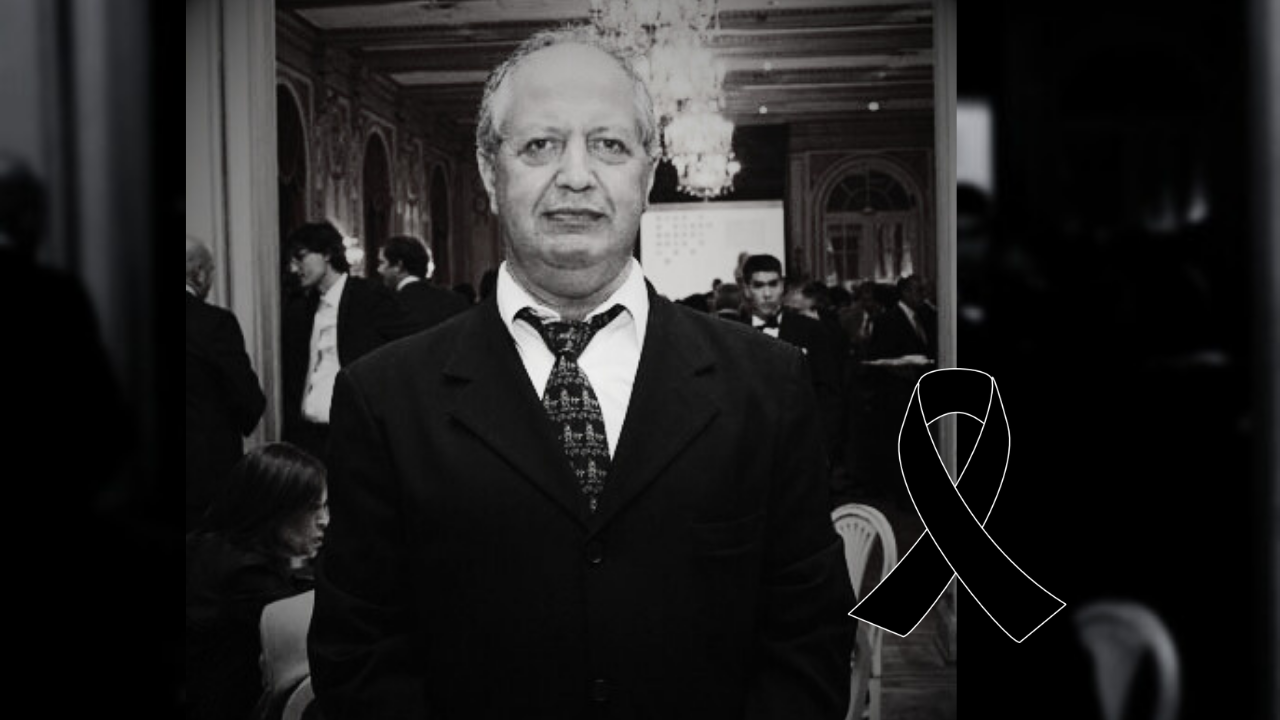 Esta mañana nos enteramos del repentino fallecimiento de Nicolás Galarza, reconocido periodista del sector asegurador.

Sus restos serán velados hoy en Av. Corrientes 6715 de 12 a 14 hs.

Desde Tiempo de Seguros lamentamos su pérdida y hacemos llegar a su familia nuestras condolencias.